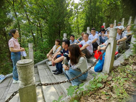 _cgi-bin_mmwebwx-bin_webwxgetmsgimg__&MsgID=696963047545435108&skey=@crypt_379a04ae_a7821f1ddd1db17869eb4753ccd89413&mmweb_appid=wx_webfilehelper