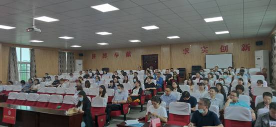 412C8CC50B624C04BE40CA8BABD8AD7B